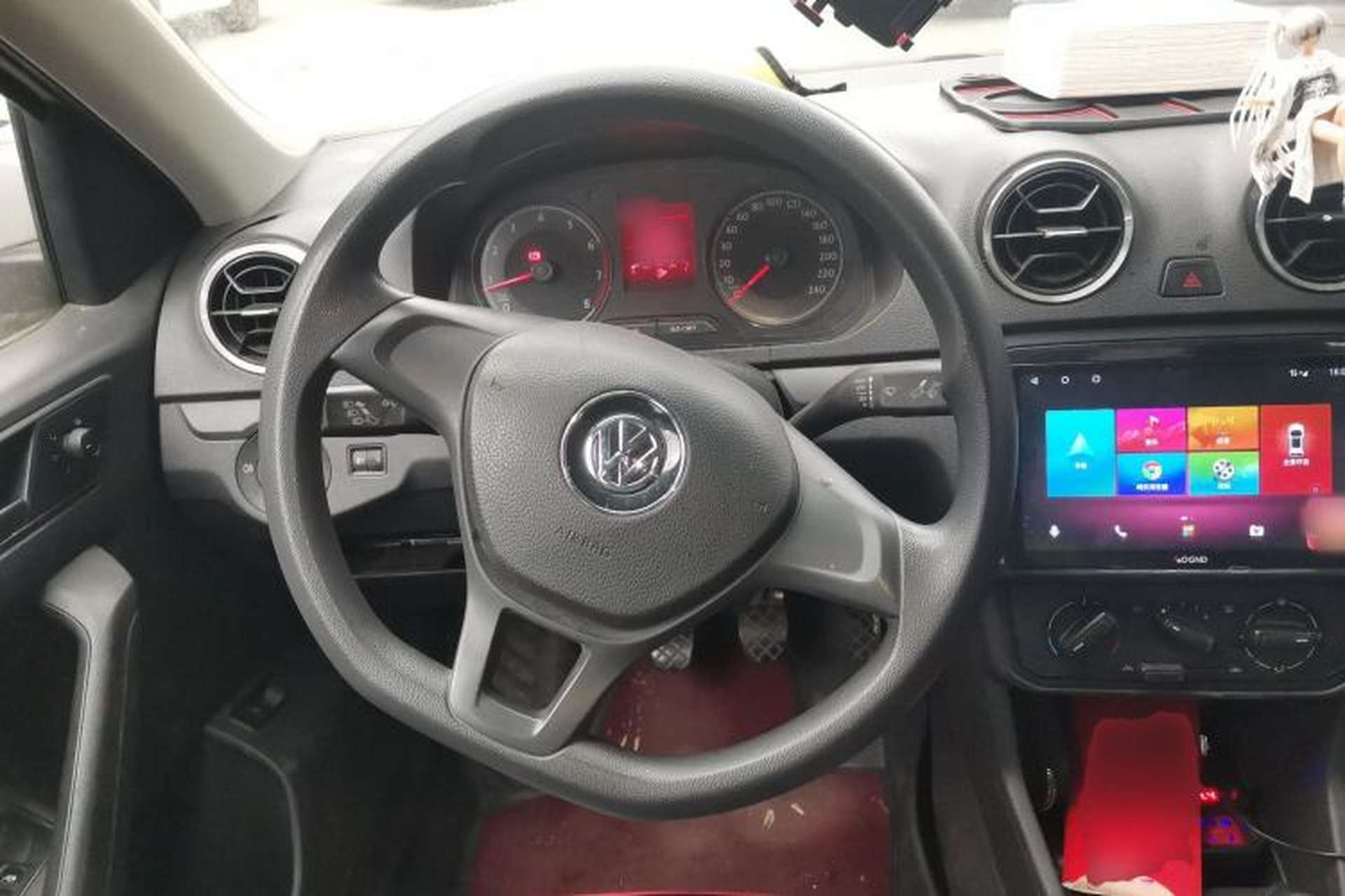 Used Volkswagen Jetta 2017 1.4L Manual Fashion Edition Steering Wheel