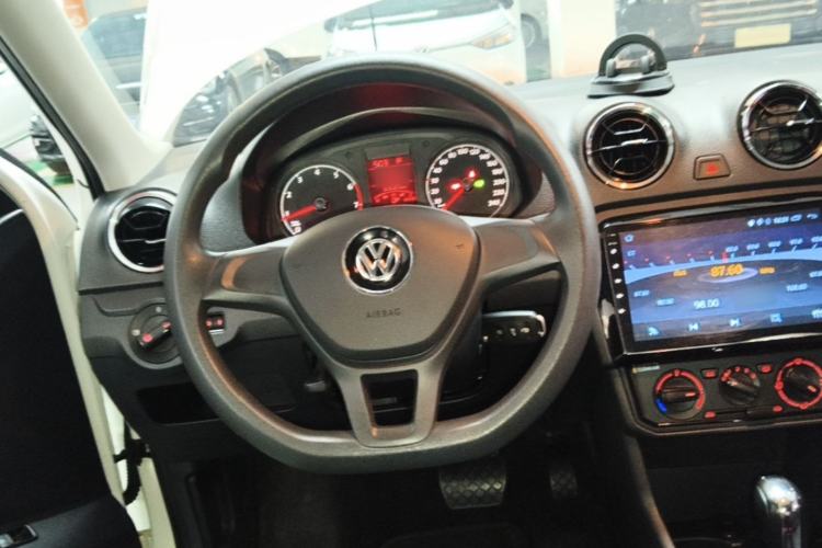 Used Volkswagen Jetta 2017 1.5L Automatic Fashion Model Steering Wheel