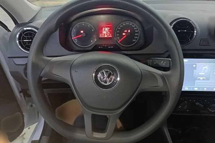 Used Volkswagen Jetta 2017 1.4L Manual Fashion Edition Steering Wheel