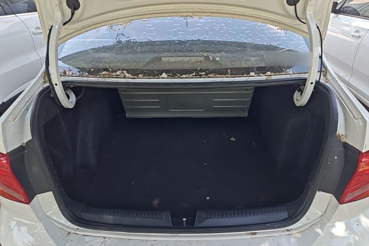 Used Volkswagen Jetta 2017 1.5L Automatic Fashion Model Trunk