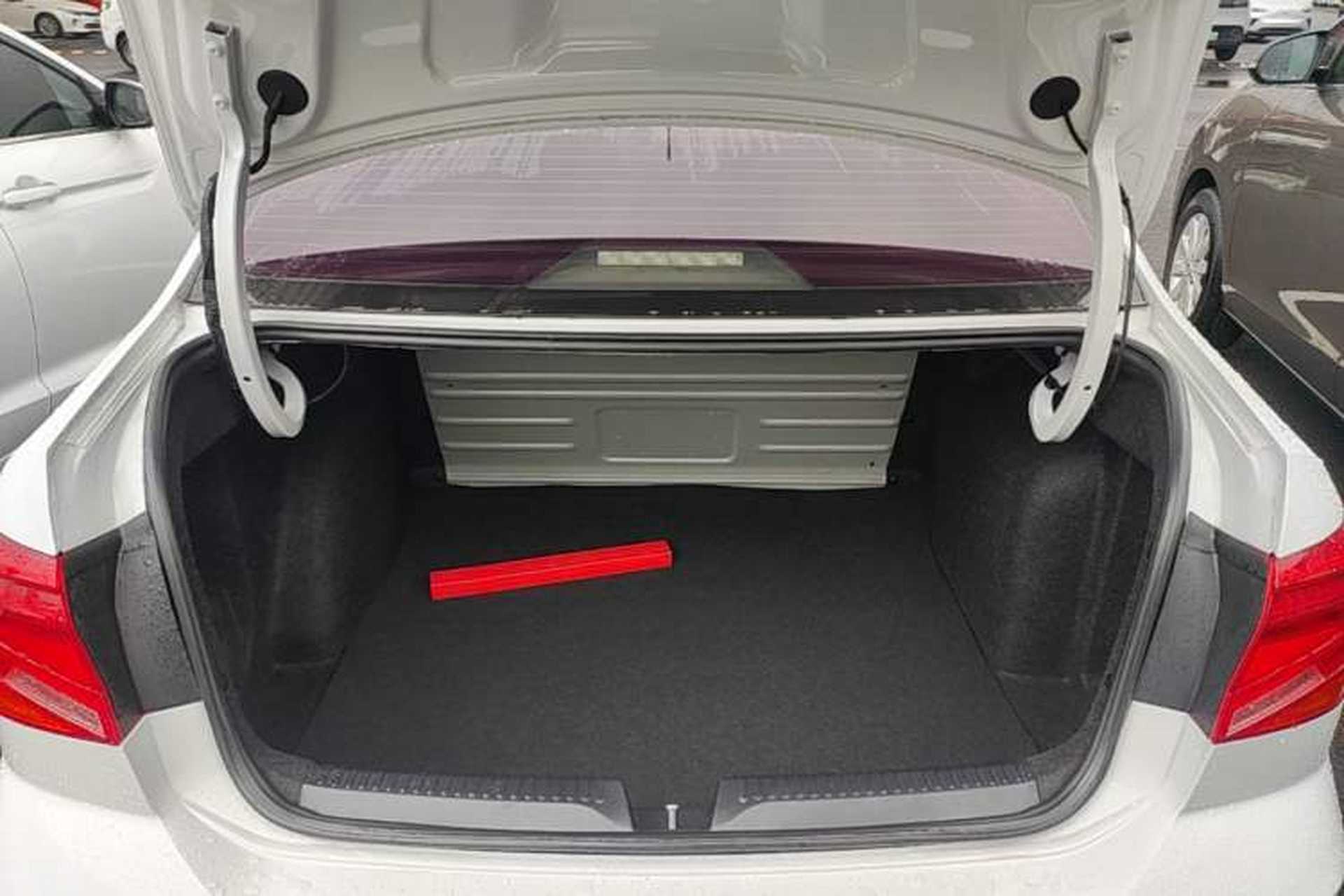 Used Volkswagen Jetta 2017 1.5L Automatic Fashion Model Trunk