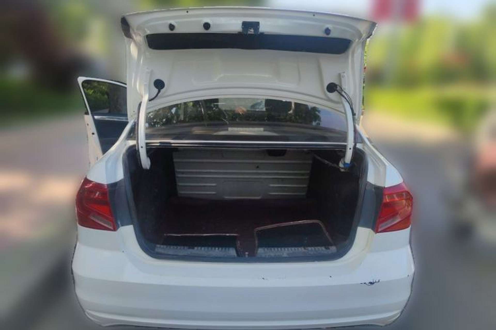 Used Volkswagen Jetta 2017 1.4L Manual Fashion Edition Trunk