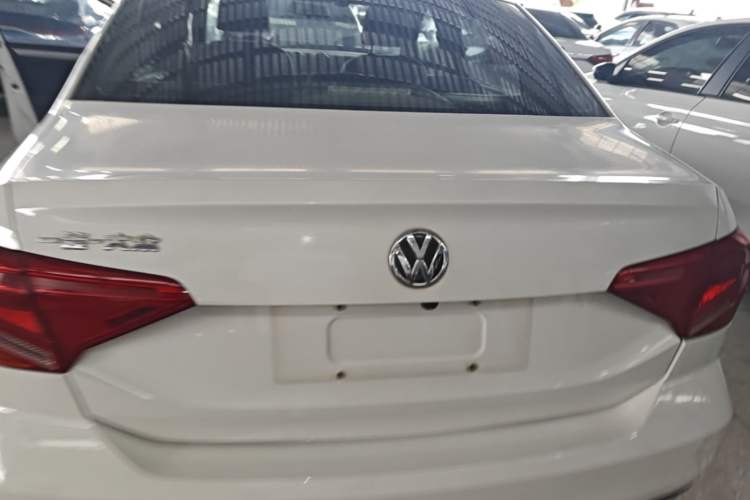 Used Volkswagen Jetta 2017 1.5L Automatic Comfort Model Trunk