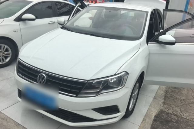 Used Volkswagen Jetta 2017 1.5L Manual Fashion Edition