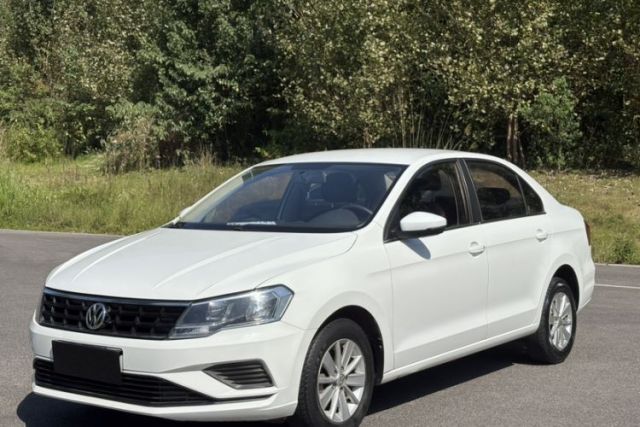 Ojetý Volkswagen Jetta 2017 1.5L Manual Fashion Edition
