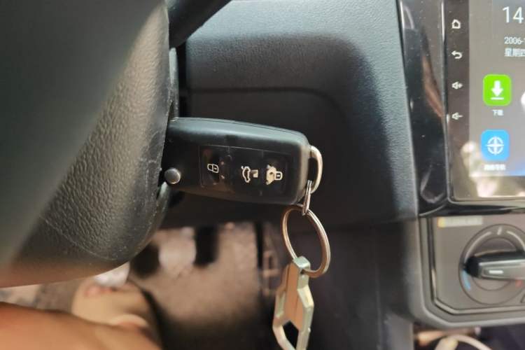 Used Volkswagen Jetta 2017 1.5L Manual Fashion Edition Vehicle Key