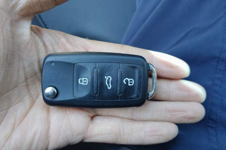 Used Volkswagen Jetta 2017 1.5L Manual Comfort Model Vehicle Key