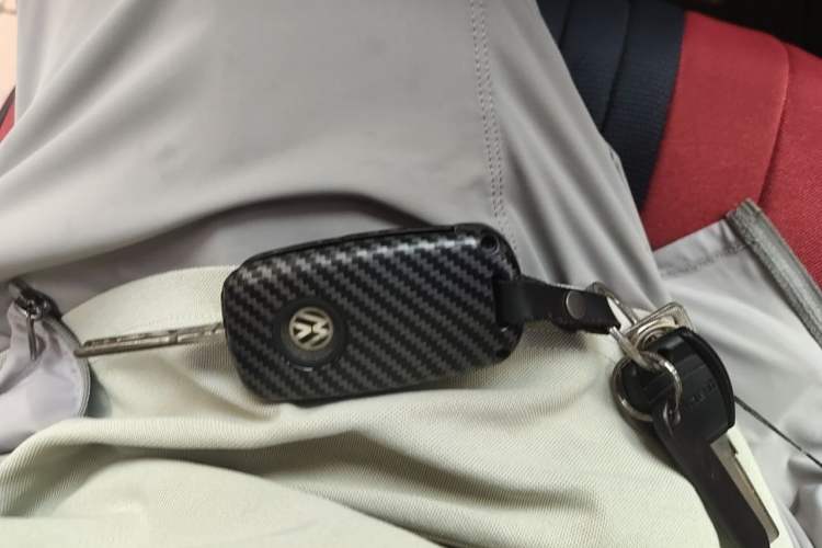 Used Volkswagen Jetta 2017 1.5L Manual Fashion Edition Vehicle Key