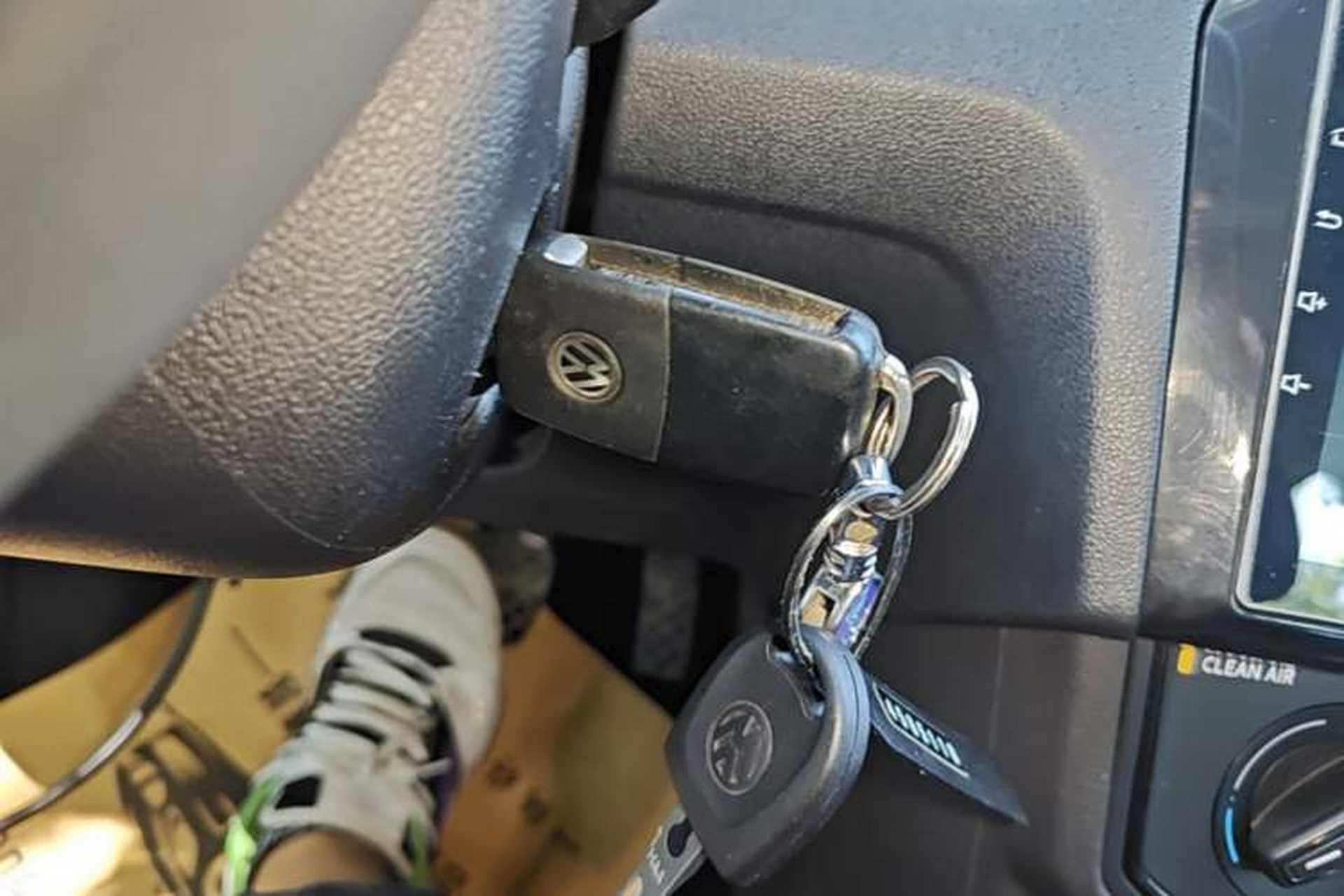 Used Volkswagen Jetta 2017 1.5L Automatic Fashion Model Vehicle Key