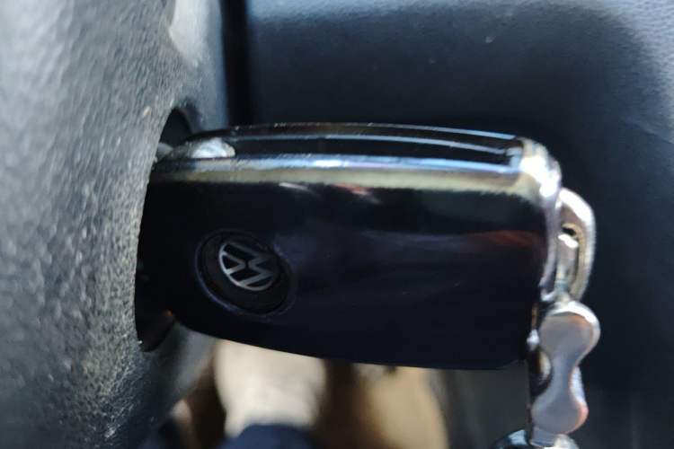 Used Volkswagen Jetta 2017 1.5L Manual Fashion Edition Vehicle Key