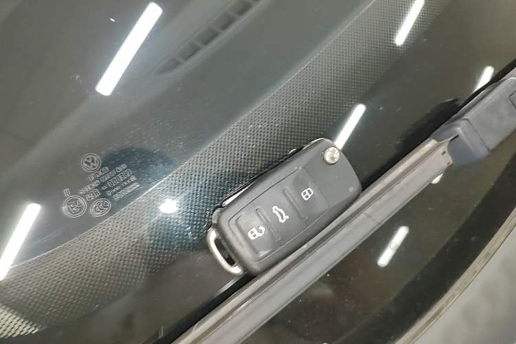Used Volkswagen Jetta 2017 1.5L Automatic Fashion Model Vehicle Key