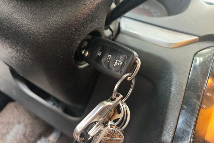 Used Volkswagen Jetta 2017 1.5L Manual Comfort Model Vehicle Key