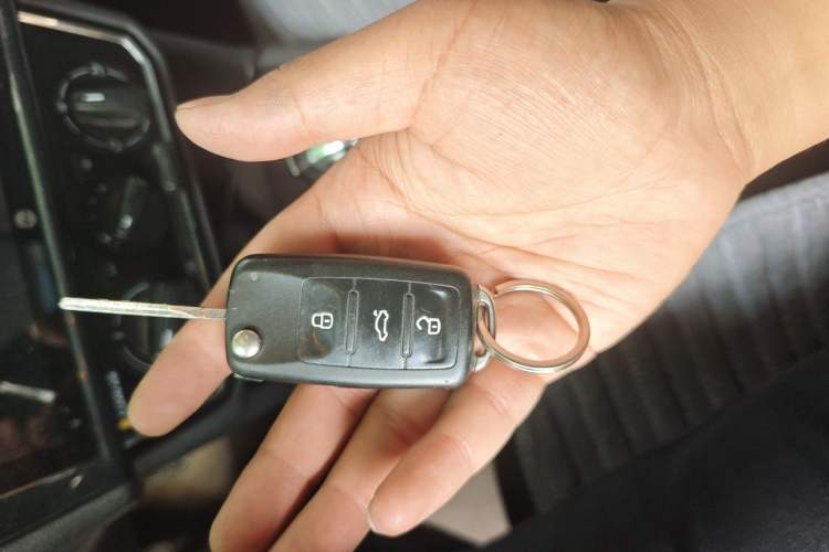 Used Volkswagen Jetta 2017 1.5L Automatic Comfort Model Vehicle Key