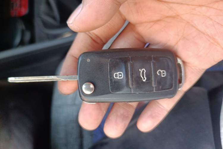 Used Volkswagen Jetta 2017 1.4L Manual Fashion Edition Vehicle Key