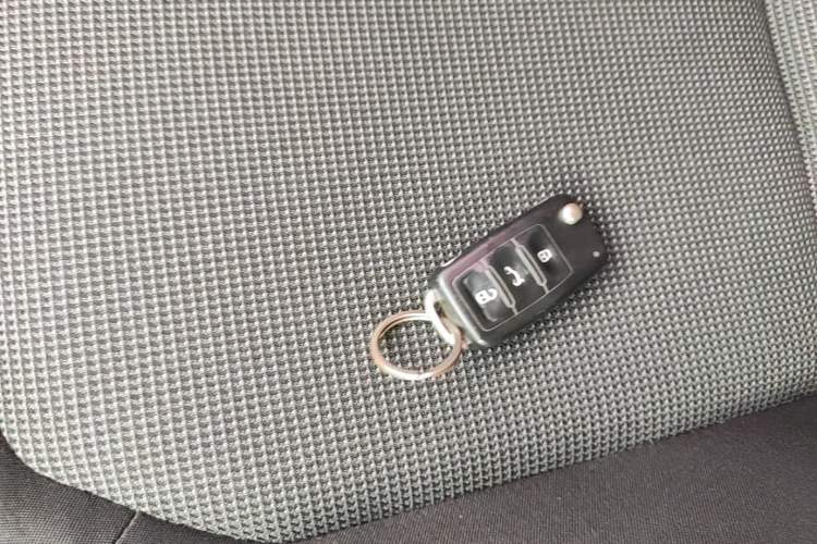 Used Volkswagen Jetta 2017 1.5L Automatic Fashion Model Vehicle Key
