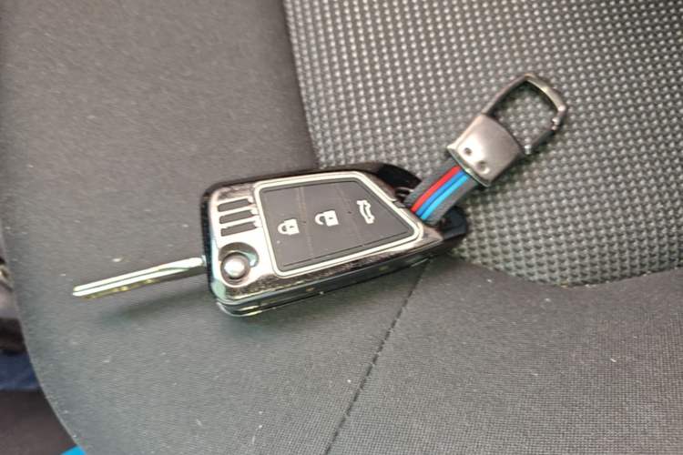 Used Volkswagen Jetta 2017 1.5L Manual Fashion Edition Vehicle Key