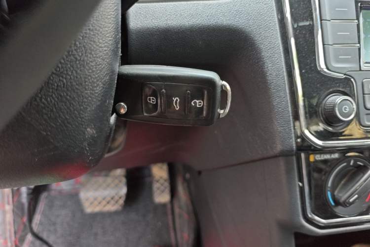 Used Volkswagen Jetta 2017 1.5L Automatic Comfort Model Vehicle Key