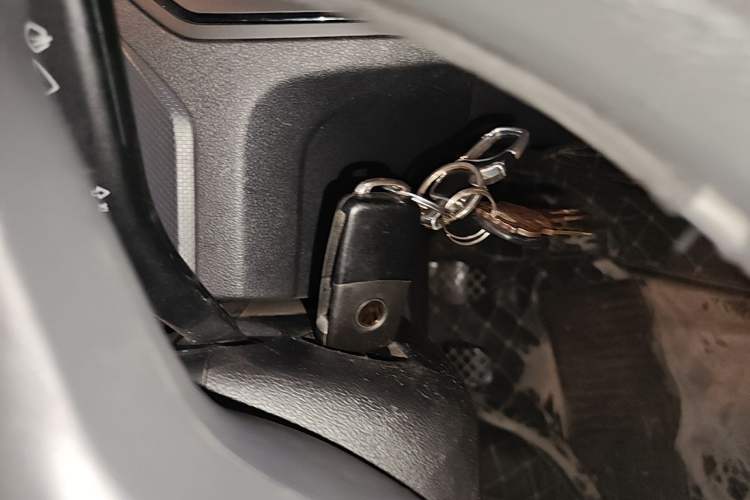 Used Volkswagen Jetta 2017 1.4L Manual Fashion Edition Vehicle Key