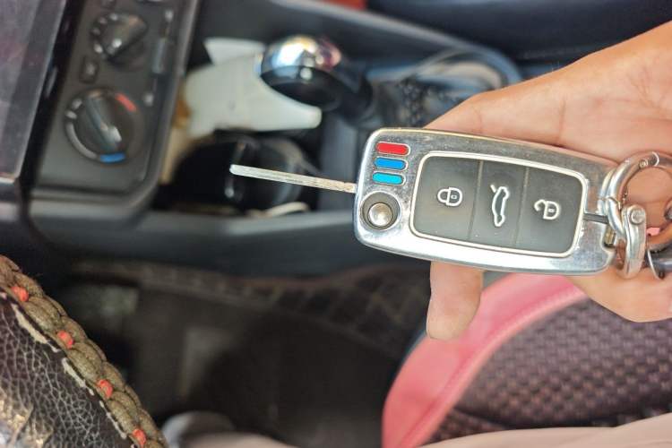 Used Volkswagen Jetta 2017 1.5L Automatic Fashion Model Vehicle Key