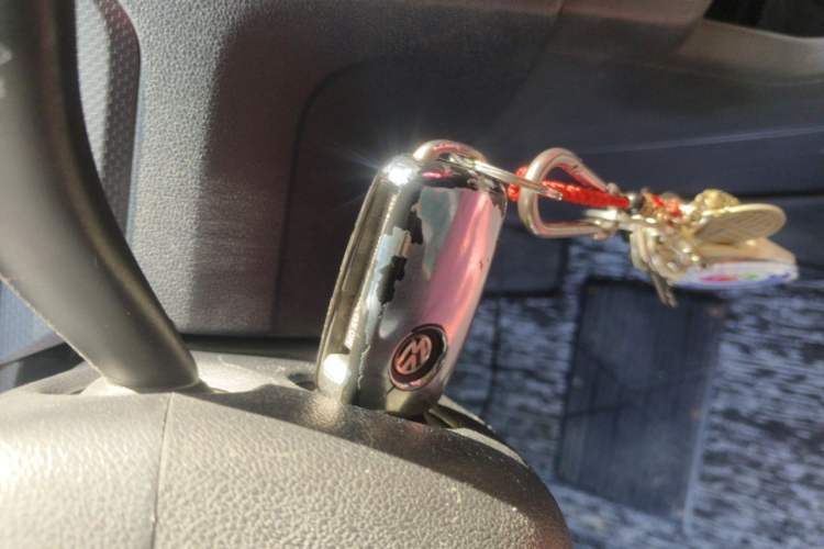 Used Volkswagen Jetta 2017 1.5L Manual Fashion Edition Vehicle Key
