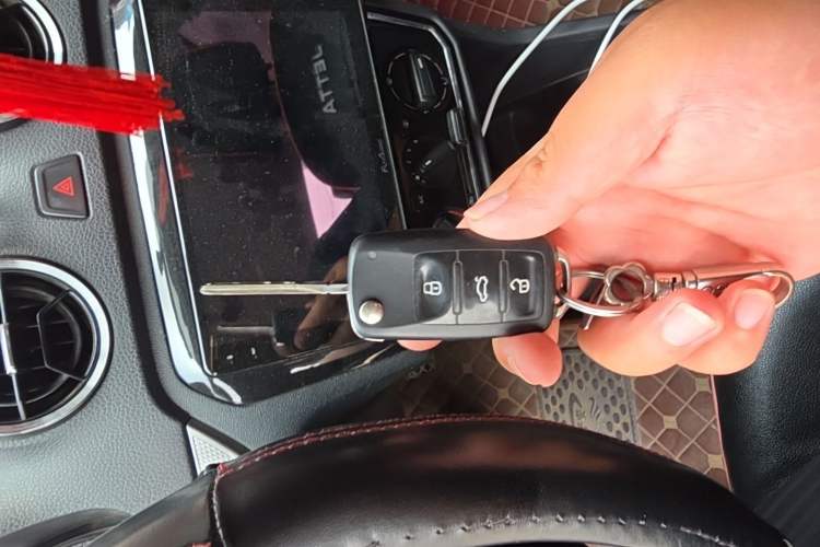 Used Volkswagen Jetta 2017 1.4L Manual Comfort Model Vehicle Key