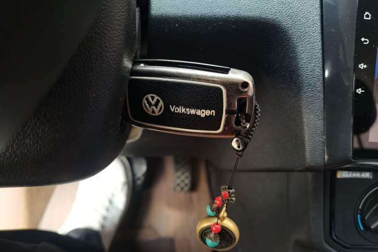 Used Volkswagen Jetta 2017 1.5L Automatic Fashion Model Vehicle Key
