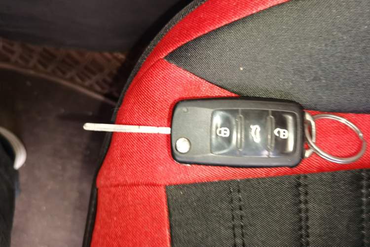 Used Volkswagen Jetta 2017 1.5L Automatic Fashion Model Vehicle Key