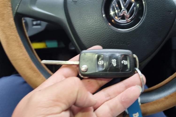 Used Volkswagen Jetta 2017 1.5L Automatic Fashion Model Vehicle Key