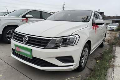 Used Volkswagen Jetta 2017 1.5L Manual Fashion Edition