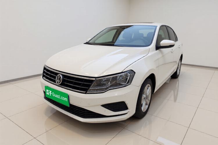 Used Volkswagen Jetta 2017 1.5L Manual Fashion Edition Guazi used car, China used car export, Used car for sale, Used  cars, Cheapest cars for sale