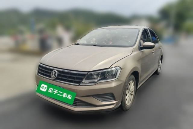 Ojetý Volkswagen Jetta 2017 1.4L Manual Fashion Edition