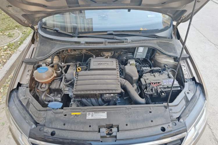 Used Volkswagen Jetta 2017 1.5L Automatic Fashion Model Engine Bay