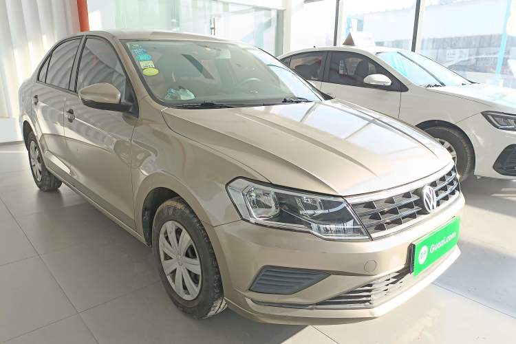 Used Volkswagen Jetta 2017 1.4L Manual Fashion Edition Exterior 1
