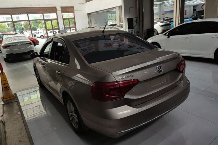 Used Volkswagen Jetta 2017 1.5L Automatic Comfort Model Exterior 2