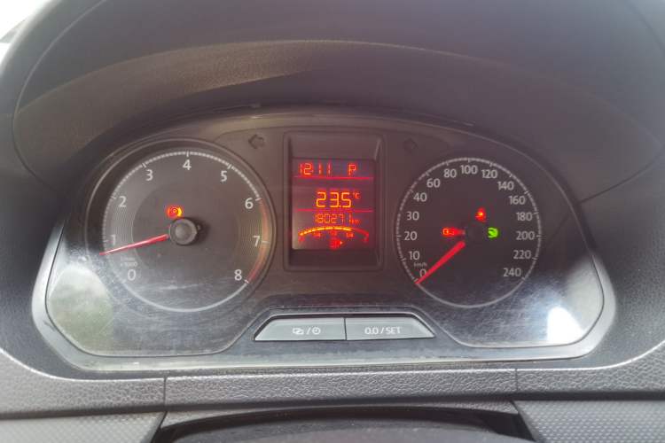Used Volkswagen Jetta 2017 1.5L Automatic Fashion Model Instrument Cluster