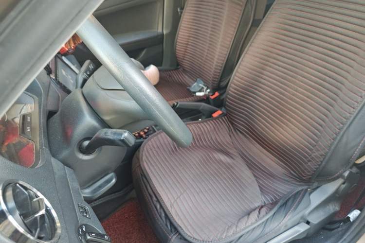 Used Volkswagen Jetta 2017 1.5L Automatic Fashion Model Left Front Seat