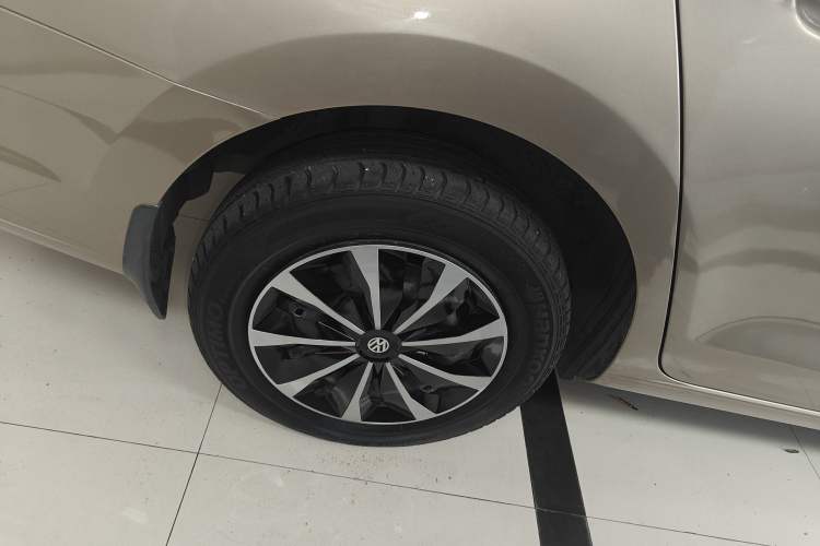 Used Volkswagen Jetta 2017 1.5L Automatic Fashion Model Right Rear Wheel Hub