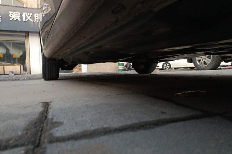 Used Volkswagen Jetta 2017 1.4L Manual Fashion Edition Right Side Sill