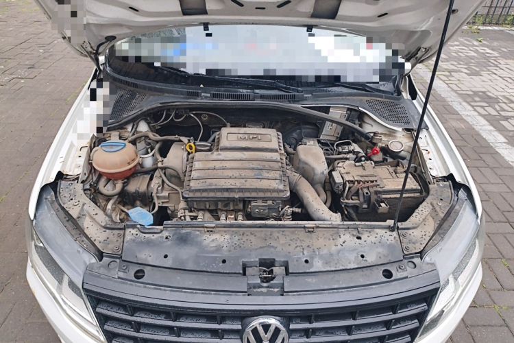 Used Volkswagen Jetta  Engine Bay