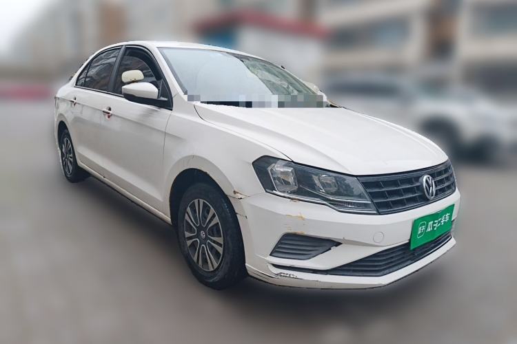 Used Volkswagen Jetta  Front Right 45 Deg
