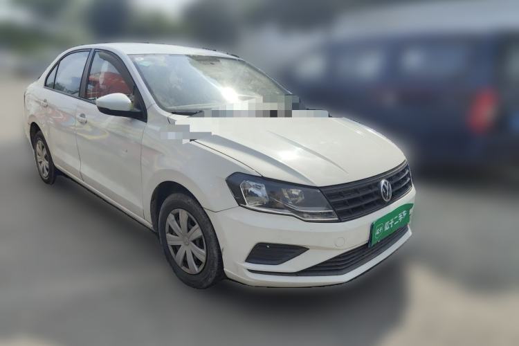 Used Volkswagen Jetta  Front Right 45 Deg