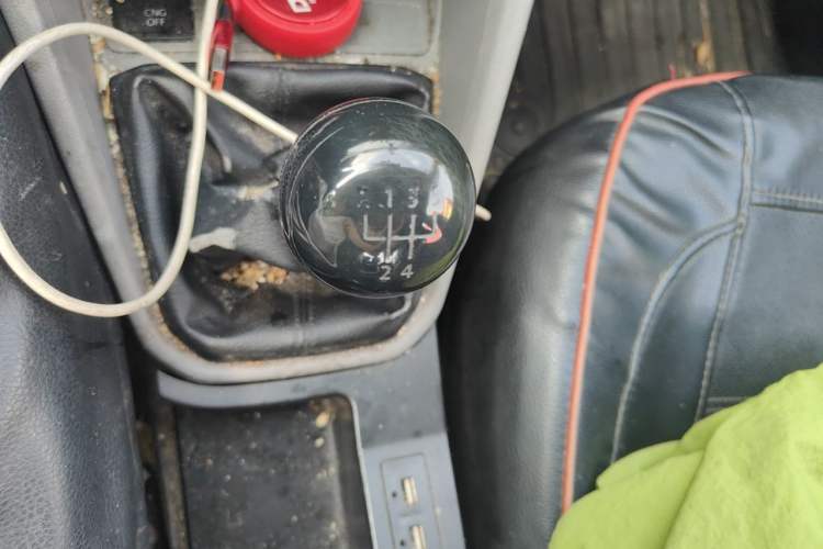 Used Volkswagen Jetta  Gear Lever