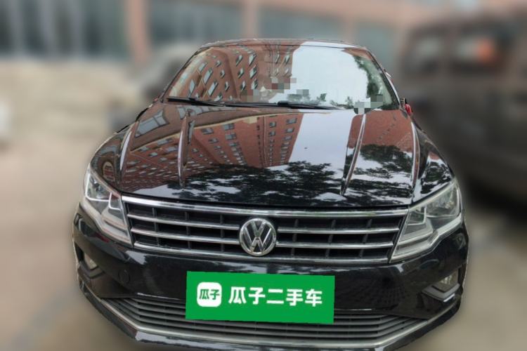 Used Volkswagen Jetta 2019 Dream Edition 1.4L Manual Comfort Version Front