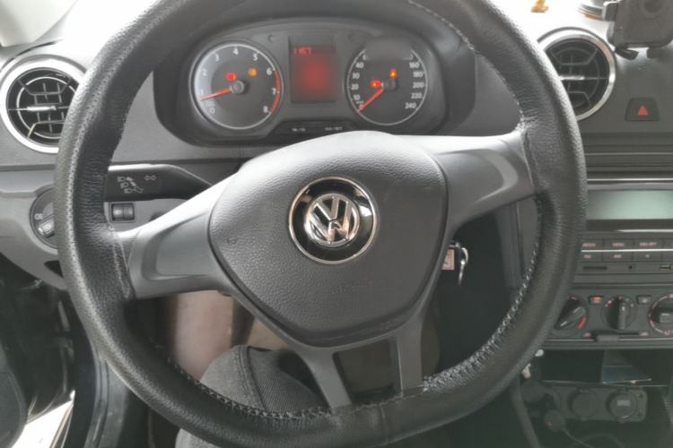 Used Volkswagen Jetta 2019 Dream Edition 1.4L Manual Fashion Version Steering Wheel