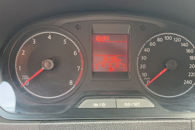 Used Volkswagen Jetta 2019 Dream Edition 1.5L Manual Comfort Version Odometer Close Up