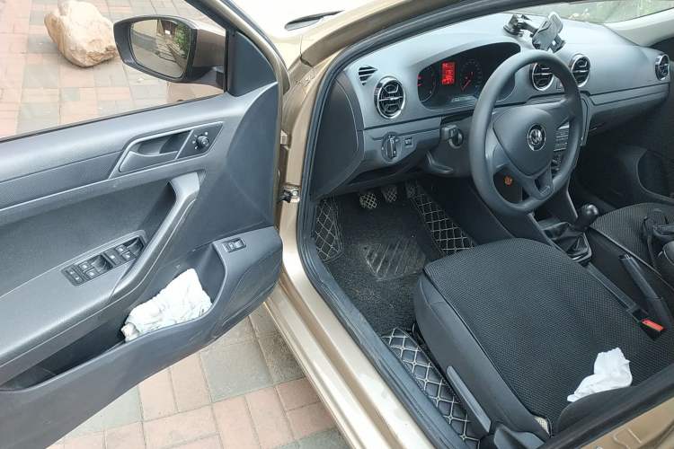 Used Volkswagen Jetta 2019 Dream Edition 1.5L Manual Fashion Version Driver Seat