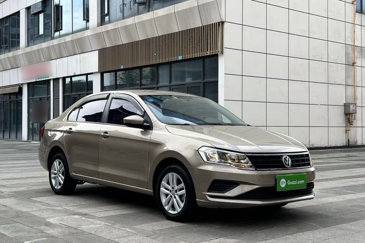 Used Volkswagen Jetta 2019 Dream Edition 1.5L Automatic Fashionable Version Front Right 45 Deg