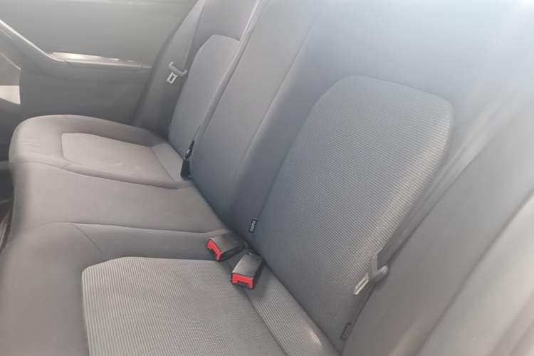 Used Volkswagen Jetta 2019 Dream Edition 1.5L Manual Fashion Version Left Rear Seat
