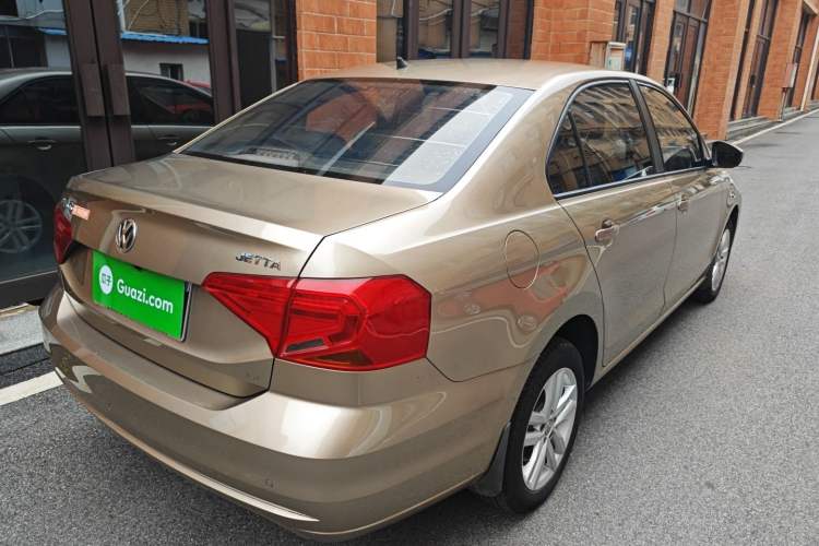 Used Volkswagen Jetta 2019 Dream Edition 1.5L Manual Fashion Version Rear Right 45 Deg