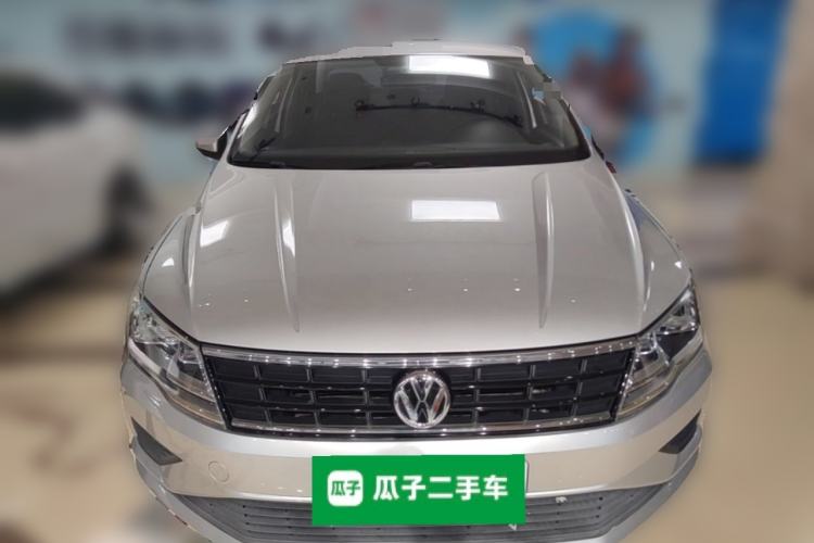 Used Volkswagen Jetta 2019 Dream Edition 1.5L Manual Fashion Version Front